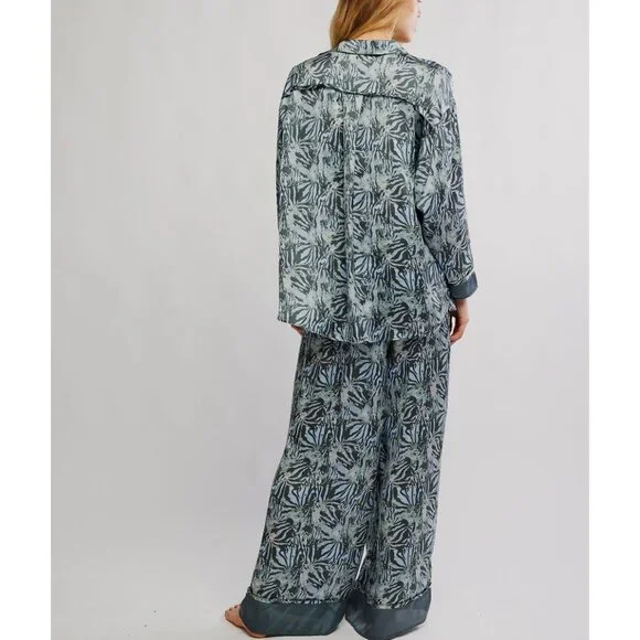 Free People Blue Patterned Pajama Set NIP - Picture 3 of 6